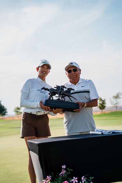 【政田夢乃 原英莉花 直筆サイン】未使用 BEAMS GOLFカートバック レインボー☆ハルセブン on X: 