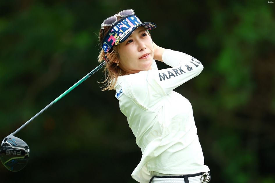 金田久美子が今年のツアーの相棒をお披露目 抜群の存在感に「バッチリ