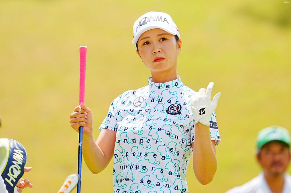 HONMA 金澤志奈サイン入り ホワイトキャップ HONMA 金澤志奈サイン入り