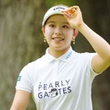 菅沼菜々が自身のタオル「ナナイロに染まれ！」を持ったファンに感謝